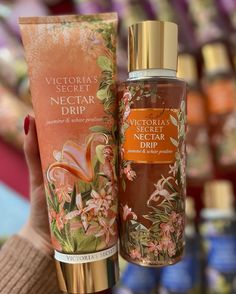 Profumo Victoria Secret, Fragrance Lab, Amazon Beauty, Fragrances Perfume Woman, Victoria Secret Fragrances, Body Hygiene, Perfume Body Spray, Perfume Collection Fragrance, Bath And Body Works Perfume