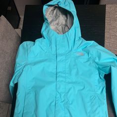 Jacket Girl North Face Brand New Only Worn Once The North Face Raincoat For Rainy Weather, The North Face Long-sleeve Raincoat, The North Face Long Sleeve Raincoat, Blue Winter Raincoat For Outdoor Activities, Winter Blue Raincoat With Pockets, Blue Hooded Winter Raincoat, Winter Blue Outdoor Raincoat, Hooded Blue Outerwear For Hiking, Blue Fall Raincoat For Outdoor Use