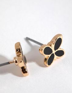 Description Lovisa loves a butterfly moment! These pretty gold-toned studs feature a butterfly design with black enamel wings. Nose Piercings, Enamel Stud Earrings, Fashion Jewellery Online, Bold Earrings, Black Butterfly, Gold Butterfly, Favorite Rings, Butterfly Design, A Butterfly