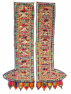 "Item Description Vinatge Beautiful India Gujarati L- shaped embroidered Hangings known as Sankhia of Ahir Banjara Tribe's of Gujarat. They are used to decorate doorways especially at wedding Festivities. The pattern of embroideries of \"Ahir Tribe\" depict naturalistic flowers, animals, birds and are made in chain stitch in cotton and sometimes in silk. The colors used are Bright Red, green, yellows, blues and brown. A renowned tribe for their embroideries, these are the pieces one should not m Transitional Multicolor Traditional Wear With Embroidered Border, Traditional Resham Embroidery Wear For Festivals, Traditional Festival Wear With Resham Embroidery, Traditional Wear With Resham Embroidery For Festival, Traditional Multicolor Embroidered Fabric With Traditional Patterns, Embroidered Ceremonial Dupatta For Navratri, Folk Style Traditional Wear With Multicolor Embroidery For Festivals, Ceremonial Traditional Wear With Multicolor Embroidery, Festive Folk Traditional Wear With Multicolor Embroidery