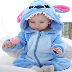 Stitch Costume For Infant - Playful Polyester Jumpsuits & Rompers - Available In Sizes 80cm And 90cm - Suitable For Ages 1-2 Years Stitch Costume For Infant Is An Ideal Selection For Transforming Your Infant Into The Most Adorable Creature In The Animal World! Crafted With Care And Precision, This Stitch Halloween Costume Is Sure To Make Your Infant's First Dress Up Session An Unforgettable Experience. We Recognize The Importance Of Comfort For Your Infant, Which Is Why We Have Chosen To Use Mat Pijama Stitch, Stitch Cosplay, Stitch Halloween Costume, Stitch Costume, Winter Flannel, Baby Flannel, Winter Baby Clothes, Boy And Girl Cartoon