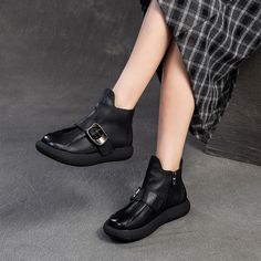 Gender: Women Type: Boots Main Materials: Cowhide Insole: Pigskin Sole: Rubber Type of Closure: Zipper... Short Leather Boots, Oxford Boots, Genuine Leather Boots, Leather Short, Brown Ankle Boots, Fall Shoes, Spring Shoes, Winter Shoes, Retro Stil