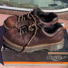 Vintage Dr Martens Uk 7 Us 8 #8312. Made In England. Comes With Original Box. And Bag. In Great Condition. Dr Martens Vintage, Vintage Doc Martens, Vintage Brown High-top Martin Boots, Brown Vintage Lace-up Martin Boots, Dr Martens Oxford, Vintage Brown Doc Martens, Boots Uk, Bad Taste, Low Boots