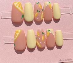 Simple Summer Nails Almond Shape, Fair Themed Nails, Spring Nails Fruit, Food Themed Nails, Peaches Nail Art, Funky Nail Designs Fun, Nails 2023 Colors, Themed Nails Designs, Summer Themed Nails