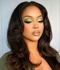 Like Green Makeup Looks, Green Looks Makeup, Make Up Looks Full Glam, Green Birthday Makeup For Black Women, Birthday Makeup Looks Green, Green Soft Makeup Looks, Spring Makeup Black Women, Light Green Makeup Looks Prom, Prom Makeup For Green Dress Full Face