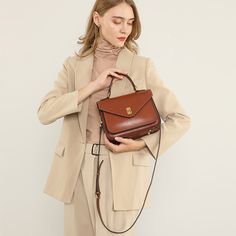 Free U.S. shipping. Style: Vintage , color:Brown, suite for season：Spring, Summer, Autumn, Winter ，Anniversary, Going out, Hanging out, Material Genuine Leather, Women's Brown Leather Vintage Flap Shoulder Message Bag