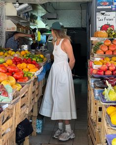 victoria paris (@victoriaparis) • Instagram photos and videos Sundress With Sneakers, Sundress And Sneakers, Victoria Paris, Market Outfit, Europe 2024, Quoi Porter, Paris Outfits, Women Outfit, Summer 24