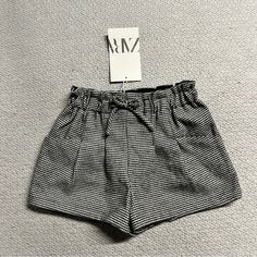 Brand New With Tags 12-18 Months Pockets Mb1 Casual Short Bottoms With Houndstooth Pattern, Casual Houndstooth Short Bottoms, Casual Houndstooth Bottoms For Summer, Casual Houndstooth Summer Bottoms, Casual Houndstooth Pattern Bottoms For Summer, Boys Denim Jeans, Paperbag Shorts, Eyelet Shorts, Zara Boys