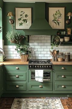 Kitchen With Green Cabinets, Earthy Kitchen, Dark Green Kitchen, Green Backsplash, Green Kitchen Decor, Painted Cabinets, Green Kitchen Cabinets, Green Cabinets