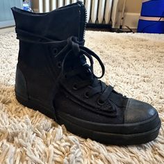 New! Never Worn, Still In Box. Black On Black, Zip Front With Tie Combat Boot. Unisex Shoe -(Women's 7.5, Men's 5.5).