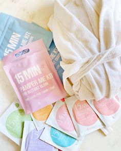 It’s your day! So why not treat yourself with Pamper Me Kit? Naisture 15 MIN Pamper Me Kit includes head-to-toe care masks to give you a pleasant home-spa experience! This kit includes: [15 MIN Hair Mask, 15 MIN Facial Sheet Mask in Hyaluronic Acid/ Tea Tree/ Collagen, 15 MIN Hand Mask, 15 MIN Foot Mask, and 15 MIN Eye Mask] [How to Use] [Facial Sheet Mask]: 1. Cleanse and apply toner. 2. Apply mask and relax for 15-20 minutes. Tip: Turn on your favorite music and fall into tranquility.3. Remove Hand Mask, Lavender Extract, Facial Sheet Mask, Foot Mask, Peppermint Leaves, Licorice Root Extract, Hydrolyzed Collagen