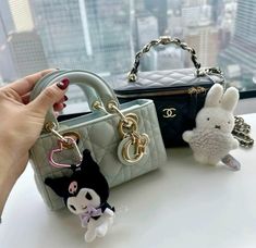 Bag With Charms, Jihoon Kim, Aesthetic Purse, Purse Aesthetic, Aesthetic Bag, Wallets For Girls, Korea Seoul, Fancy Bags, Dior Handbags