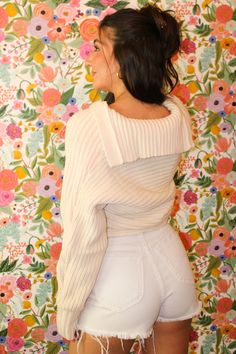 spring sweater, lightweight, spring night look, beach coverup, cream, collared top, cropped, knit top, everyday fit, ootn, ootd, spring inspo, summer Cropped Knit Top, Spring Night, Spring Inspo, Ootd Spring, Spring Nights, Collared Sweater, Collared Top, Spring Sweater, Cozy Chic