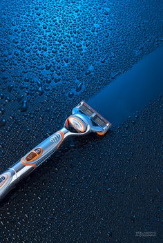 Product photo - Gillette Gillette Ads, مرسيدس بنز, Photoshop Tutorial Typography, Perspective Drawing Architecture, 광고 디자인, Ad Of The World, Digital Marketing Design