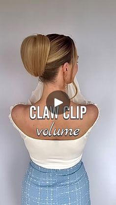 Hairstyle Look, The Claw, Half Up Half Down Hair, Diy Hair, Elegant Hairstyles, Half Up Half Down, Claw Clip, Hair Updos, Cut And Color