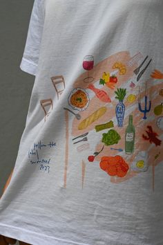 Tablescape Tee – Yellow The Label Italian Outfits Women, Quoi Porter, Italian Outfits, Outfits Women, White Tee, Look Cool, Fashion Inspo Outfits, Style Me, Cool Outfits