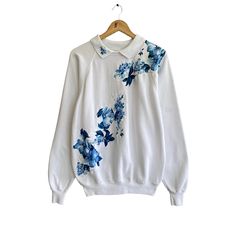 "Code : 349 Vintage Furever Friend White Sweatshirt Size Xlarge Flower Crewneck Flower Sweater Pullover Streetwear Patchwork Embroidered Logo Furever  Size on Tag :  XL Details Measurement  Arm Pit to Arm Pit : 23.5\"inches Back Collar to Hem : 27\"inches Condition :  Great Condition.Minor stains defect,discoloration and holes please refer pictures detail.‼️" Patchwork Flowers, Flower Sweater, Collared Sweatshirt, Sweater Pullover, Vintage Sweatshirt, White Sweatshirt, Pullover Sweatshirts, Sweat Shirt, Bathing Beauties