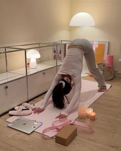 Yoga Aesthetic, Pink Lifestyle, Vision Board Inspiration, Healthy Girl, Healthy Lifestyle Inspiration, Princess Aesthetic, Workout Aesthetic