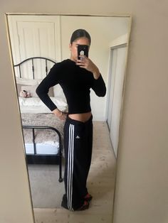 Really Basic Outfits, Adidas Track Pants Winter, Adidas Tracksuit Bottoms Outfit, Adidas Red Track Pants Outfit, Adidas Track Pants Outfit Woman, Adidas Pant, Adidas Track Pants Outfit, Adidas Pants Outfit, Bella Hadid Track Pants