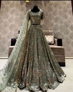 Fancy Lehenga, Bridal Mehndi Dresses, Lehenga Choli For Women, Desi Dress, Choli For Women, Traditional Attires, Lehenga Designs Simple