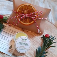 🌲Our bestseller pots of Keralifi are now available in a festive special limited edition!🌲 Mini samples 5ml of purity Keralifi, the most famous Greek balm, will be your new favorite addition to your Christmas shopping list! ✔High quality ingredients, beeswax & olive oil,  in a Christmas eco friendly packaging and in an affordable price will be the best choice to treat yourself or someone you love this Festive Season! ✔The perfect size in the right money to be added as stocking fillers, party bags, thank you gifts, teacher gifts , favors, eve box fillers, Sectet Sanda gifts, advent calendar fillers, under the tree presents 🎁 🌲 ✔Its a great, unique natural and handmade gift that you or your loved ones   will use for a long time.  Contains: Each box contains: *a 5ml pot of natural Greek be Cheap Orange Pouch For Gift, Secret Santa Gifts For Women, Christmas Eve Box For Adults, Eco Friendly Christmas Gifts, Advent Calendar Fillers, Christmas Eve Box Fillers, Christmas Shopping List, Eco Friendly Christmas, Dry Skin Remedies