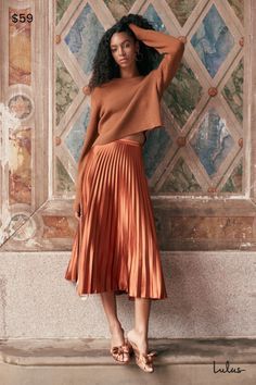 Skirt Outfit Inspiration, Satin Skirt Outfit, Winter Bridal Showers, Skirt Tulle, Shower Outfits, Bridal Shower Outfit, Brown Satin, Skirt Midi, Brunch Outfit