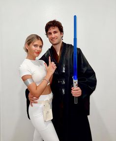 Anakin Skywalker Halloween Halloween costume Padme Star Wars Diy Starwars Costume, Male And Female Duo Costumes, Cute Couple Halloween Costumes College, Padme Costume And Anakin, Anakin And Padme Couple Costume, Padma And Anakin Costume, Couples Starwars Costume, Jedi Couple Costume, Couples Halloween Costume Marvel