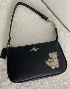 Size: Standard Size It comes with Dust box, Care manual, Tag, and Paper bag. Cute Black Purse, Bags With Outfits, Small Purses And Handbags, Brand Purses, Luxury Bags Collection, Handbag Essentials, Girly Bags, Fancy Bags, Pretty Bags