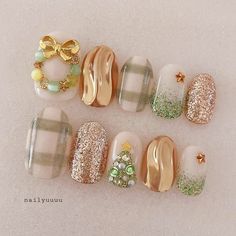 Vintage Christmas Nail Designs, Korean Holiday Nails, Asian Christmas Nails, Christmas Season Nails, Xmas Nail Art Christmas, Clear Christmas Nails, Japanese Nails Designs, Korean Winter Nails