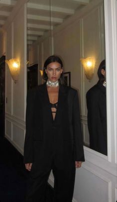 Black Blazer Outfit, Nye Outfits, New Years Outfit, Black Outfits, September 23, New Years Eve Outfits, Irina Shayk, Mode Inspo