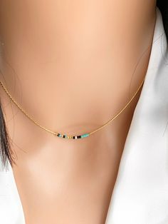 Short Gold Necklace, Colorful Beaded Necklace, Minimalist Necklace Gold, Delicate Gold Necklace, Necklace Colorful, Tiny Beads, White Necklace, Necklace Boho, Colourful Necklace