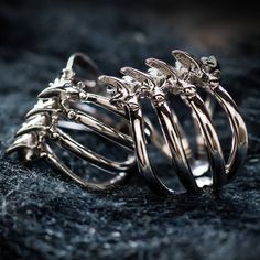 Anatomical Rib Cage Ring Sterling Silver 925 Made in Italy - Etsy Skeleton Jewelry, Cage Ring, Skeleton Ring, Dope Jewelry, Funky Jewelry, Fantasy Jewelry, Rib Cage, Gothic Jewelry, Jewelry Inspo