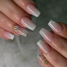 Unha baby boomer o que é e como fazer essa nail art [65 FOTOS] Coffin Nails Designs Ideas, Nails Soft Gel, Baby Boomer Nails, Nails Designs Ideas, Short Coffin Nails Designs, Bright Pink Nails, Baby Boomers Nails, Short Coffin, Short Coffin Nails