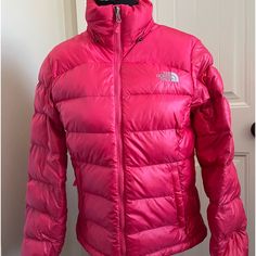 Preloved, In Great Condition. Guaranteed Authentic The North Face 700-Filled Down Puffer Jacket, Pink. Women’s Size 90 On Tag, Fits Us Medium (Asian Size Large). Approximately 20” Armpit To Armpit And 24” Shoulder To Hem. Missing Hood. All Zippers Work. No Rips, Holes, Tears Or Stains. Please Refer To Dimensions Provided To Determine Size. From A Smoke And Pet Free Home. All Items Are Crossposted. North Face 700, Down Puffer Jacket, Down Puffer Coat, North Face Jacket, Puffer Coat, Puffer Jacket, Pink Red, North Face, The North Face