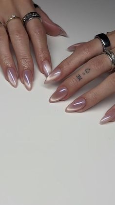 Nail Designs For January, January Nails Ideas, Cat Eye Nails Polish, Nails Trending, Ideas For Makeup, Winter Arc, Trendy Nail Designs, January Nails, Winter Cat