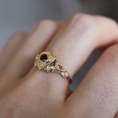 Fantasy Fits, Soul Gem, Gold Shield, Shield Ring, Shield Design, Pretty Jewelry, Gold Stone, Pretty Rings, Pretty Jewellery