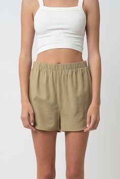 -Lightweight linen shorts -Elastic waist -Side pockets -Recommended sizing up for more relaxed fit Easy and effortless linen shorts. Throw on with a white tank and layer with a cardigan for a casual day/night out. Relaxed Fit Linen Shorts For Day Out, Casual Linen Shorts For Day Out, Relaxed Linen Shorts For Day Out, Linen Pants With Built-in Shorts And Relaxed Fit, Cotton Shorts With 5-inch Inseam In Relaxed Fit, Linen Knee-length Shorts With Built-in Shorts, High-waisted Linen Shorts For Loungewear, Spring Sleepwear With Built-in Shorts And Relaxed Fit, Linen Shorts