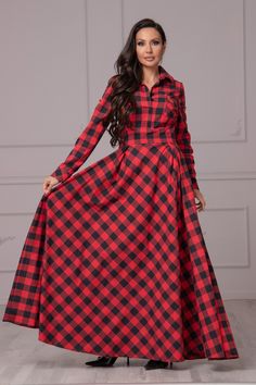 Gorgeous long plaid long cotton with adjustable sleeves - personalize your dress the way you want. Snug fit 'till the waist, this floor-length cotton dress flows like a dream down. This casual maxi dress is just brilliant for spring, summer, and fall! 𝙺 𝙴 𝚈   𝙵 𝙴 𝙰 𝚃 𝚄 𝚁 𝙴 𝚂 - Fit and Flare Silhouette - Full Length  - Straight Collar - Adjustable Sleeves - Cuffed Sleeves - Bust pockets ⚜Fabulous and luxurious designs made to flatter your femininity⚜ ⚜ 𝙿 𝙴 𝚁 𝚂 𝙾 𝙽 𝙰 𝙻 𝙸 𝚉 𝙰 Red Checkered Dress, Plus Size Christmas Dresses, Plaid Maxi Dress, Red Gingham Dress, Black Tartan, Tartan Shirt, Red Plaid Shirt, Vestido Plus Size, Checkered Dress