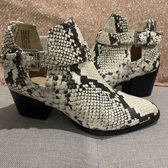 Never Worn- Only Tried On. In Excellent Condition Black And White Snake Boots, Nordstrom Shoes, Snake Print, Bootie Boots, Ankle Boots, Nordstrom, Black White, Women Shoes, Black And White