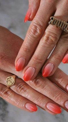 For those of us drawn to the art of understatement, minimalist nails serve as a chic testament to the beauty of simplicity. With clean lines and a delicate aesthetic, we can nod to the season’s exuberance without overwhelming our look. For more information, visit our website. Cute Summer Nail Designs, Ombre Manicure, Watermelon Nails, Nagellack Trends, Peach Nails, May Nails, Coral Nails