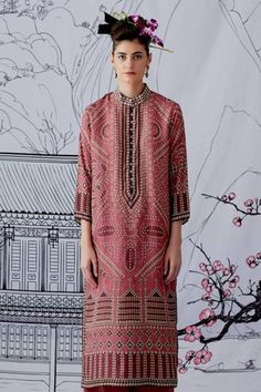 Shop for Rajdeep Ranawat Pink Silk Ramin Kurta for Women Online at Aza Fashions Rajdeep Ranawat, Silk Stoles, Tunics Online, Silk Satin Fabric, Silk Kurta, Indian Fashion Designers, Kurta With Pants, Satin Color, Silk Pants