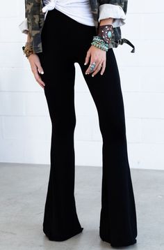 3BN Cher Solid Raw Edge Flare Pant - Black | Three Bird Nest Black Bell Bottoms Outfit Western, Velvet Bell Bottoms Outfit, Classy Rocker Chic Style, Modern Hippie Fashion, Black Bell Bottoms, Bell Bottoms Outfit, Hippie Chic Fashion, Modern Hippie, Three Bird Nest