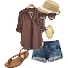 Fall beach style. Summer Clothes Collection, Quoi Porter, Bohol, Summer Fashion Outfits, Cute Summer Outfits, Fashion Mode, Looks Style, Mode Inspiration, Spring Summer Outfits