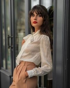 Smart Outfit, Elegant Outfit, Silk Shirt, Modern Fashion, Ethical Fashion, Parisian Style, Paris Fashion, Capsule Wardrobe