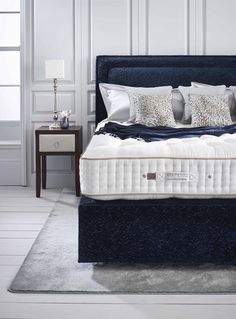 Vispring Signatory Superb Plush Mattress by Vispring Luxe Bed, Luxury Mattresses, Plush Mattress, Super King Size Bed, Soft Mattress, Bed Springs, Firm Mattress, King Mattress, Twin Mattress