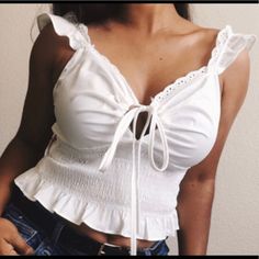 Super Sexy Top Brand New Size Small Elegant Crop Top For Vacation, Summer Europe, Europe Vacation, Vacation Beach, White Summer, On Vacation, Cami Top, Summer Top, Cami Tops