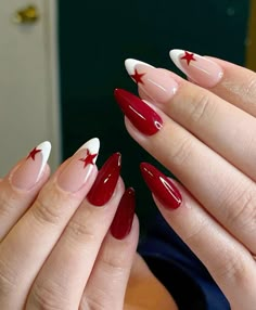 nails,red,stars Paznokcie Hello Kitty, Kutek Disney, Nagel Tips, Smink Inspiration, Casual Nails, White Nail, Stick On Nails, Minimalist Nails, Pretty Acrylic Nails