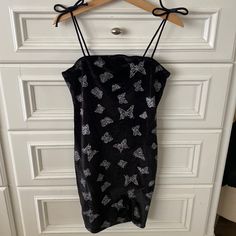 Shein Black Velvet Butterfly, Mini Dress Size 9 . Brand New Cute Black Mini Dress For Party, Cute Black Mini Length Dresses, Black Mini Spring Dress, Cute Black Sleeveless Mini Dress, Cute Fitted Black Mini Dress, Black Mini Casual Dress, Cute Black Dress For Night Out, Dresses Shein, Shein Dress