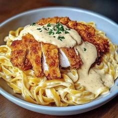 Crispy Chicken Pasta, Pasta Penne, Easy Snack Recipes, Creamy Pasta, Boneless Skinless Chicken, Yummy Eats, Crispy Chicken