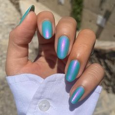 Mooncat Nail Polish, Mermaid Nail Polish, Shimmery Nails, Dance Nails, Boring Nails, Engagement Nails, Holo Nails, Speed Demon, 90s Home